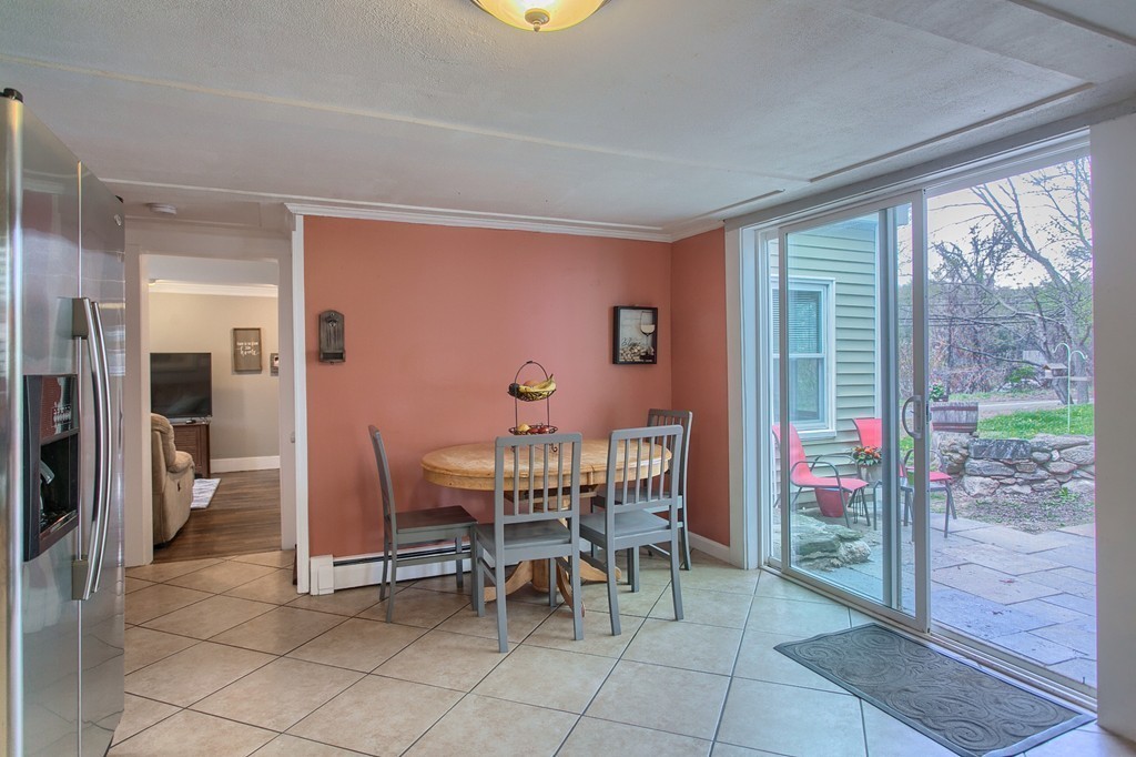 54 Riverneck Road Chelmsford, MA 01824 - Photo 12 of 30 Gallery Image 12