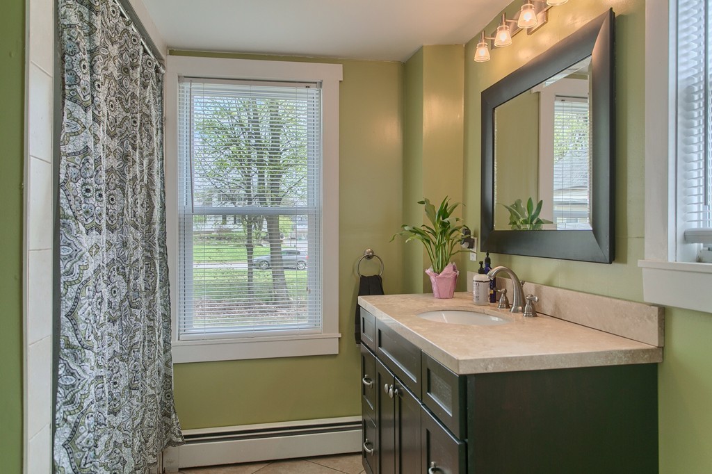 54 Riverneck Road Chelmsford, MA 01824 - Photo 14 of 30 Gallery Image 14