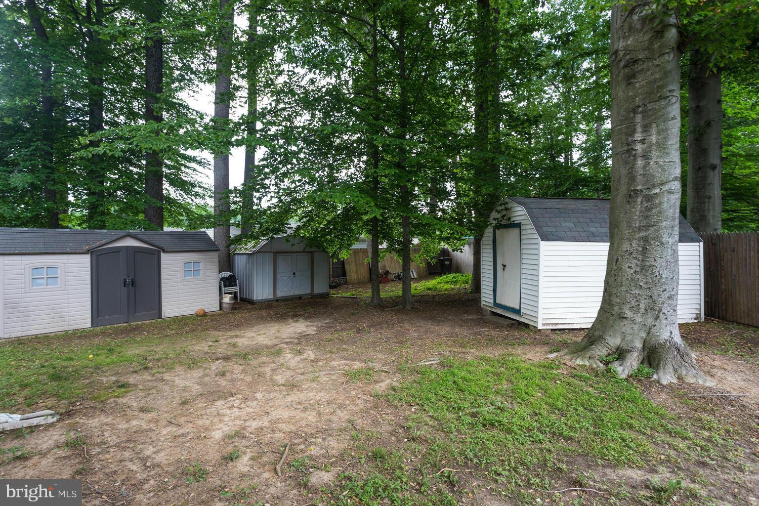 8914 Copperfield Court Springfield, VA 22151 - Photo 26 of 26 Exterior (Rear)