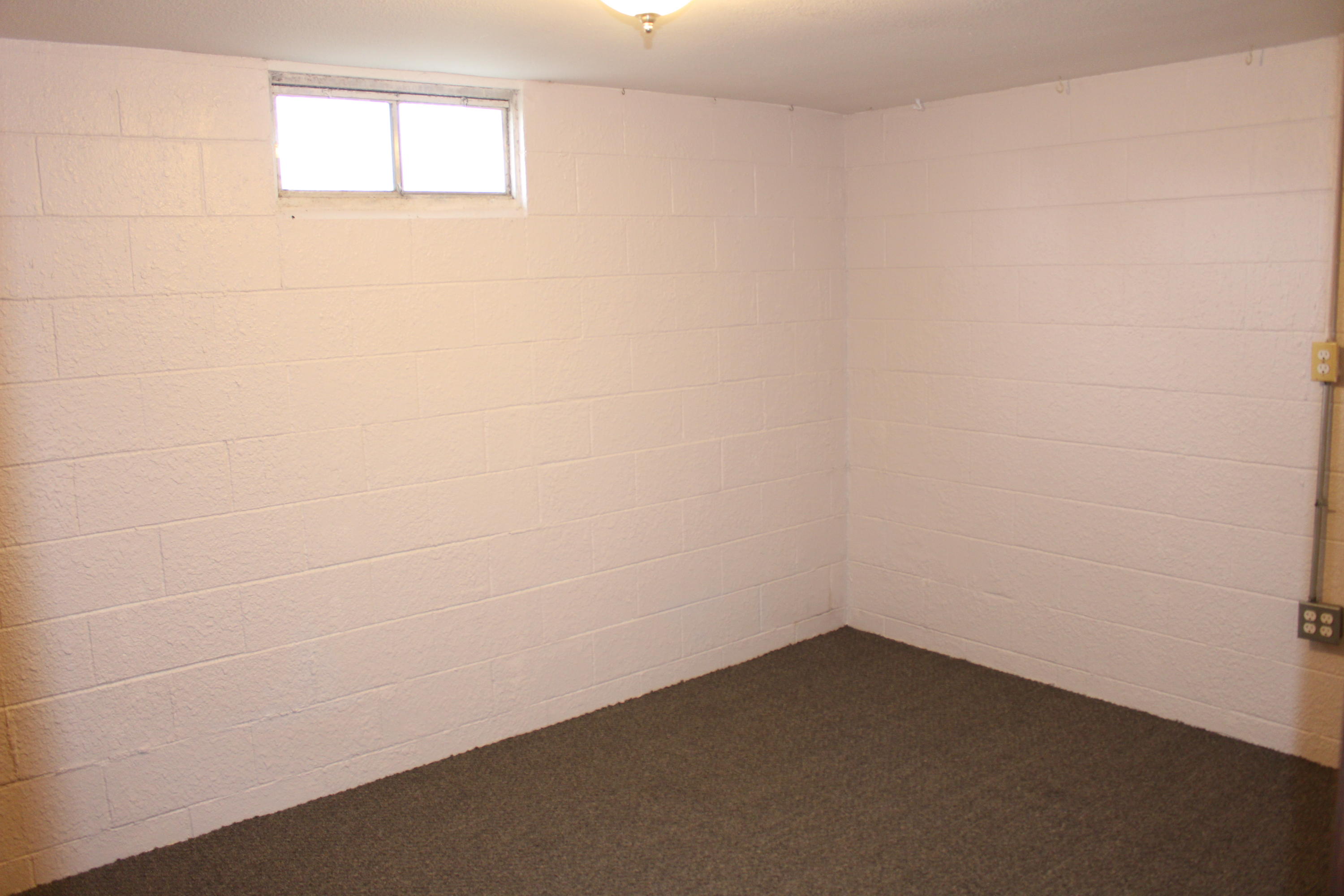 338 North Locust Street Carson, IA 51525 - Photo 23 of 34 Gallery Image 23