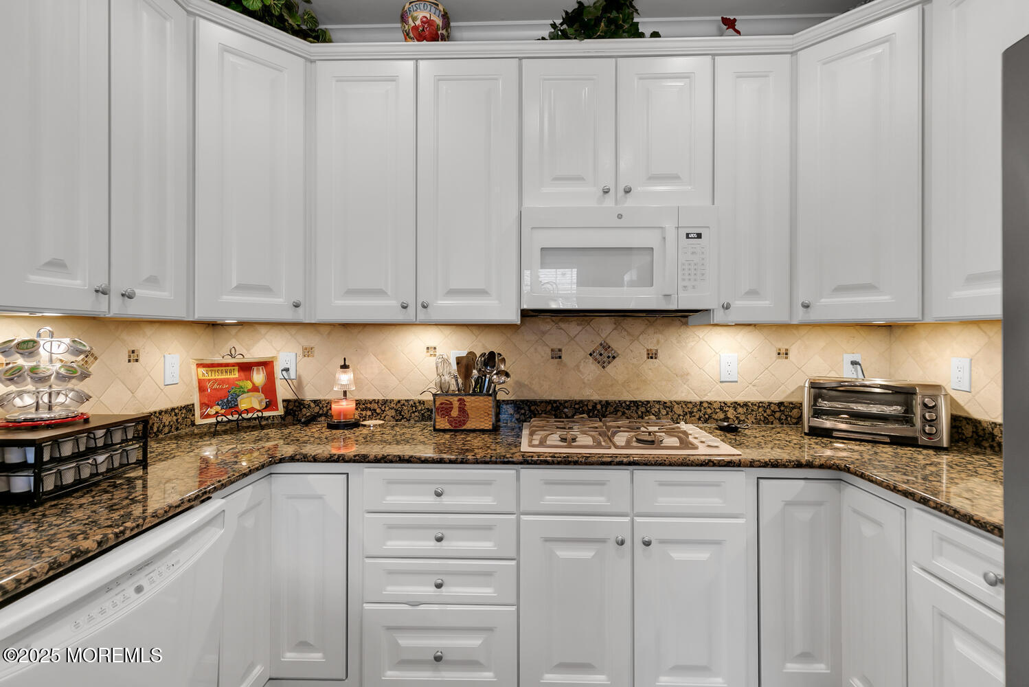 99 Gables Way Jackson, NJ 08527 - Photo 28 of 54 99 Gables Way Jackson Township-large-028