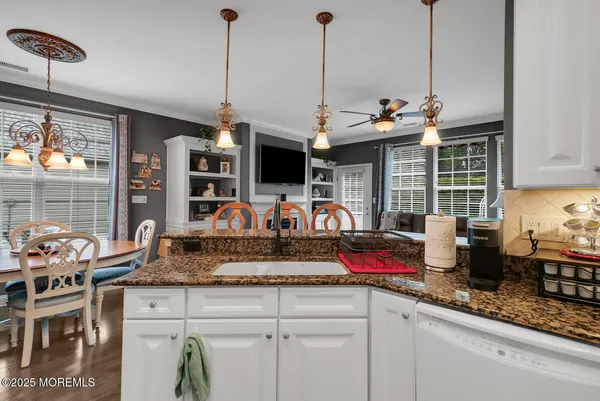 $624,999 | 99 Gables Way, Jackson, NJ 08527