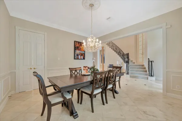 $999,000 | 3311 Oak Links Avenue, Houston, TX 77059