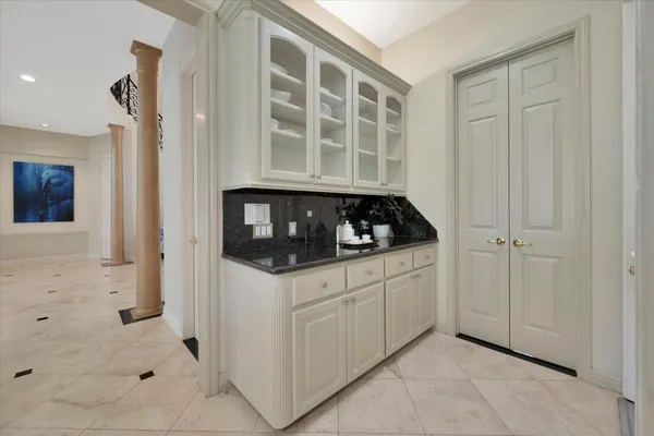 $999,000 | 3311 Oak Links Avenue, Houston, TX 77059