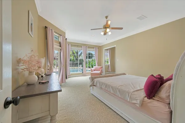 $999,000 | 3311 Oak Links Avenue, Houston, TX 77059