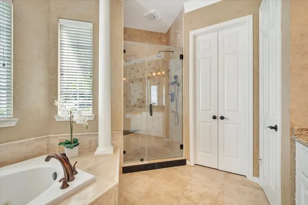 $999,000 | 3311 Oak Links Avenue, Houston, TX 77059