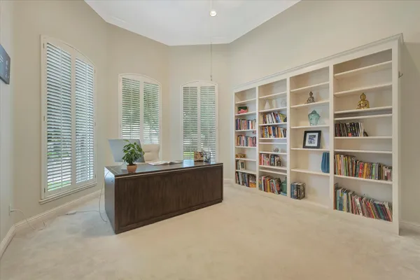 $999,000 | 3311 Oak Links Avenue, Houston, TX 77059