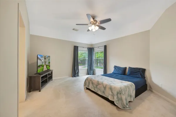 $999,000 | 3311 Oak Links Avenue, Houston, TX 77059