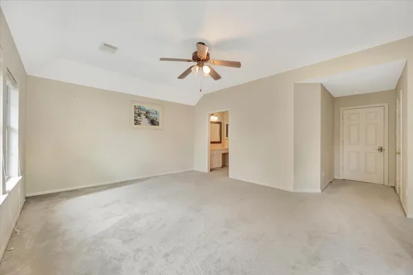 $999,000 | 3311 Oak Links Avenue, Houston, TX 77059