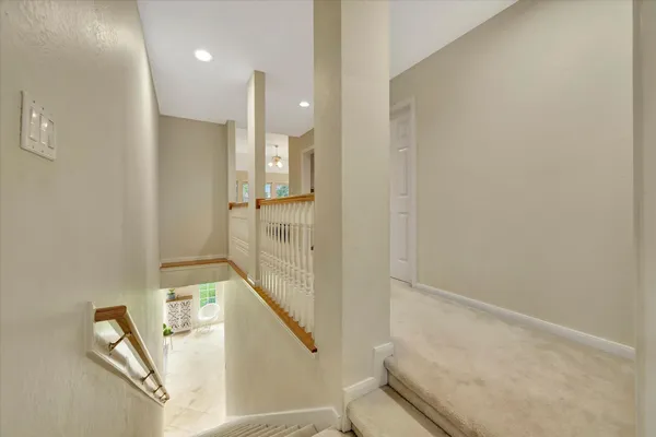 $999,000 | 3311 Oak Links Avenue, Houston, TX 77059