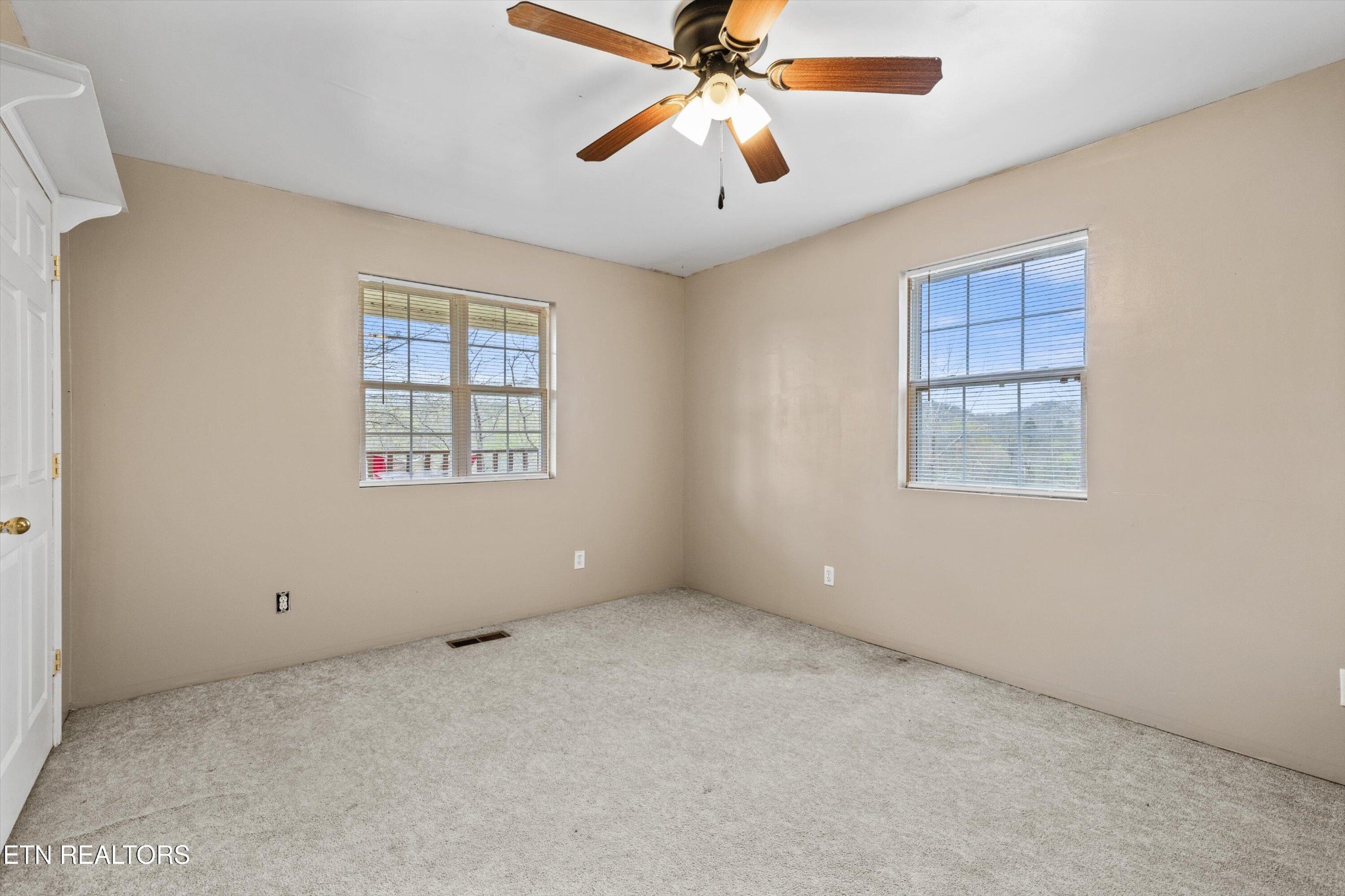 4189 Brimstone Road Robbins, TN 37852 - Photo 13 of 20 Gallery Image 13