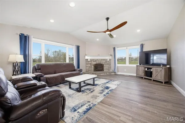 $470,000 | 12801 Sarah Drive, Highland, IL 62249