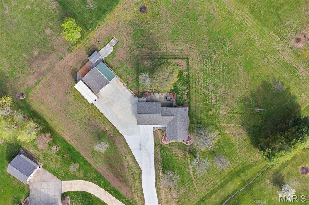 12801 Sarah Drive Highland, IL 62249 - Photo 51 of 61