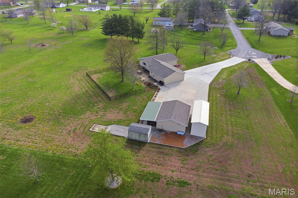 12801 Sarah Drive Highland, IL 62249 - Photo 52 of 61