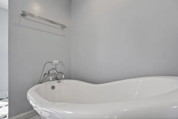 $439,900 | 422 Mechanic Street, Luray, VA 22835