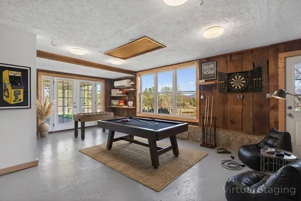 $439,900 | 422 Mechanic Street, Luray, VA 22835