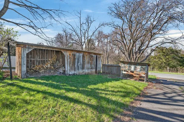 $439,900 | 422 Mechanic Street, Luray, VA 22835