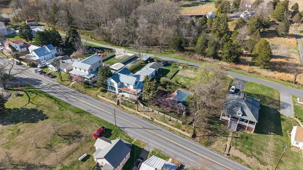 $439,900 | 422 Mechanic Street, Luray, VA 22835