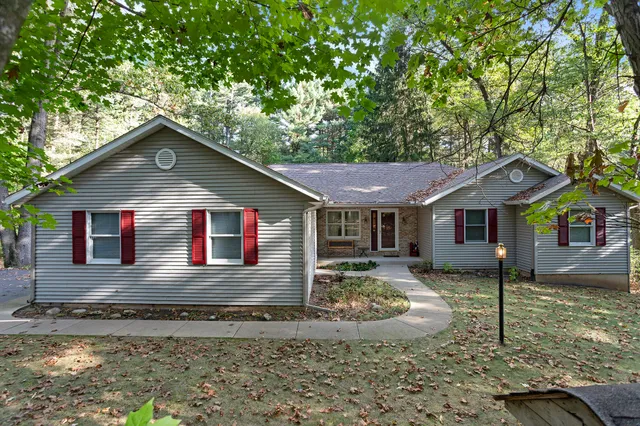 $399,000 | 5817 East B Avenue, Richland, MI 49083