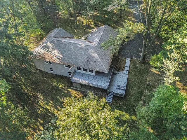 $399,000 | 5817 East B Avenue, Richland, MI 49083