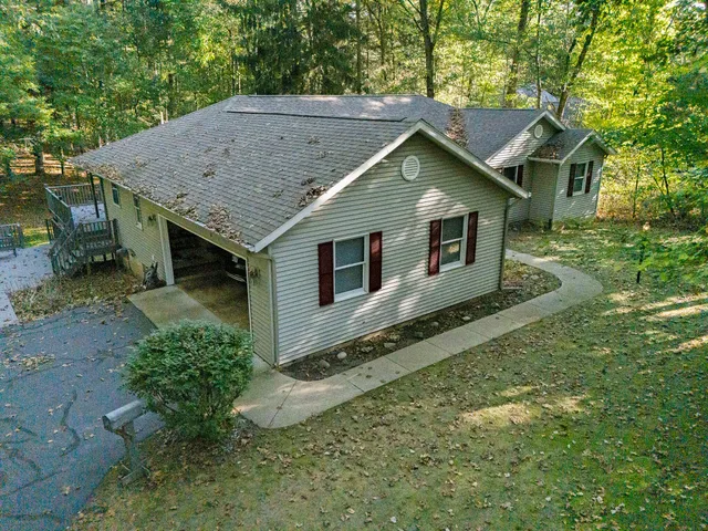 $399,000 | 5817 East B Avenue, Richland, MI 49083