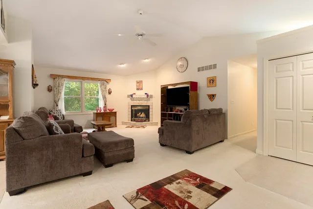 $399,000 | 5817 East B Avenue, Richland, MI 49083