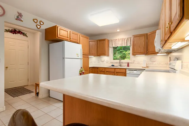 $399,000 | 5817 East B Avenue, Richland, MI 49083