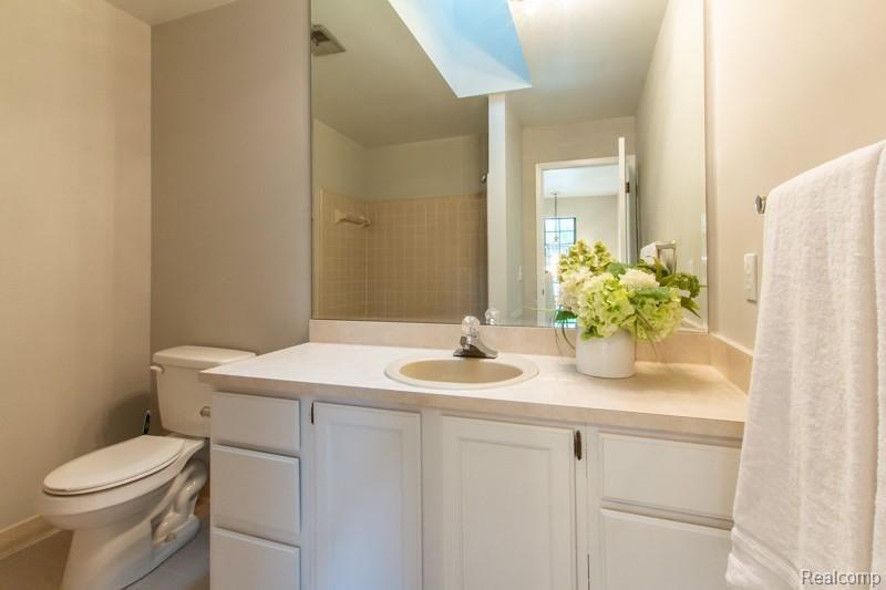 985 Stag Ridge Road Rochester Hills, MI 48309 - Photo 25 of 33