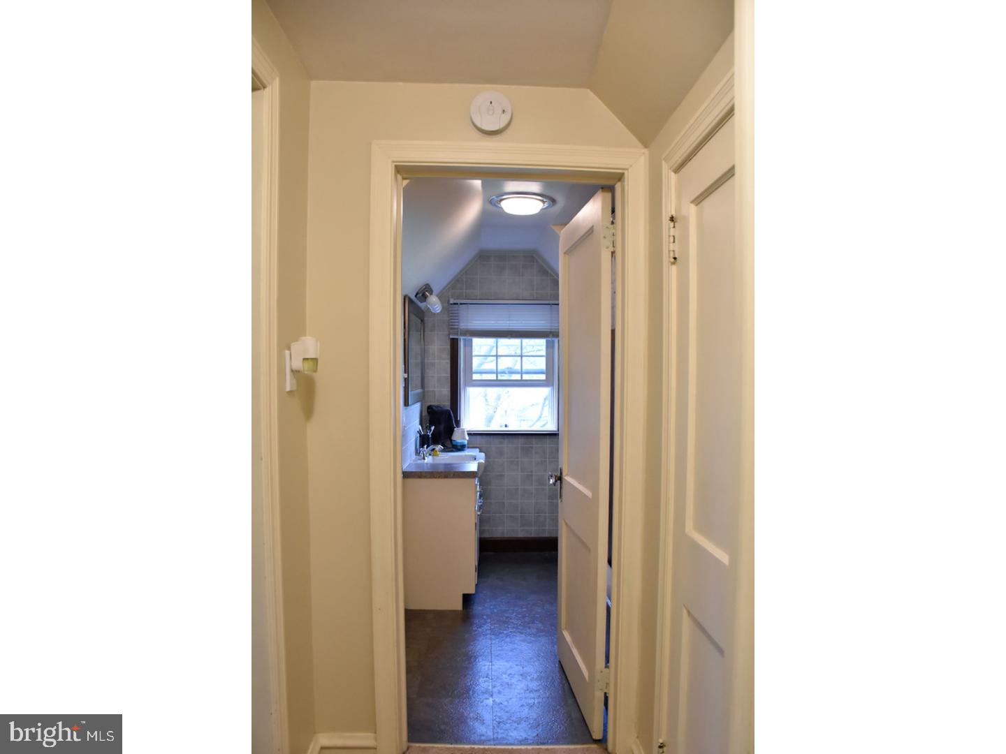 997 Maple Grove Road Mohnton, PA 19540 - Photo 22 of 24 Bathroom