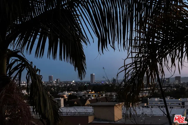 $1,129,000 | 8401 Fountain Avenue, Unit 12, West Hollywood, CA 90069