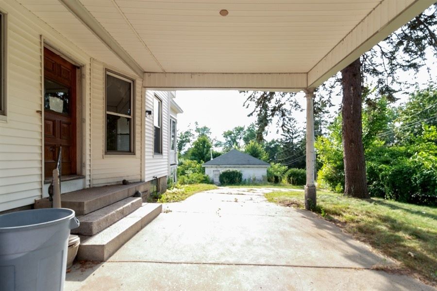 608 River Road Manchester, NH 03104 - Photo 2 of 23 Gallery Image 2