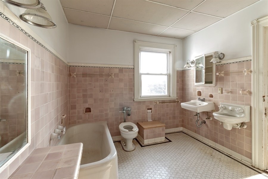 608 River Road Manchester, NH 03104 - Photo 21 of 23 Gallery Image 21