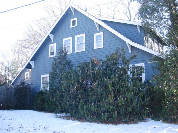 51 Woodside Road Winchester, MA 01890 - Photo 1 of 8 Gallery Image 1