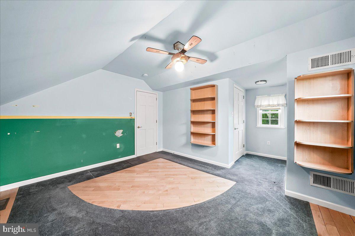 4110 Naamans Creek Road Upper Chichester, PA 19061 - Photo 23 of 39