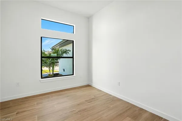 $2,000 | 2707 34th Street Southwest, Lehigh Acres, FL 33976