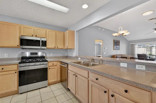 $369,000 | 1927 Walden Way, The Villages, FL 32162