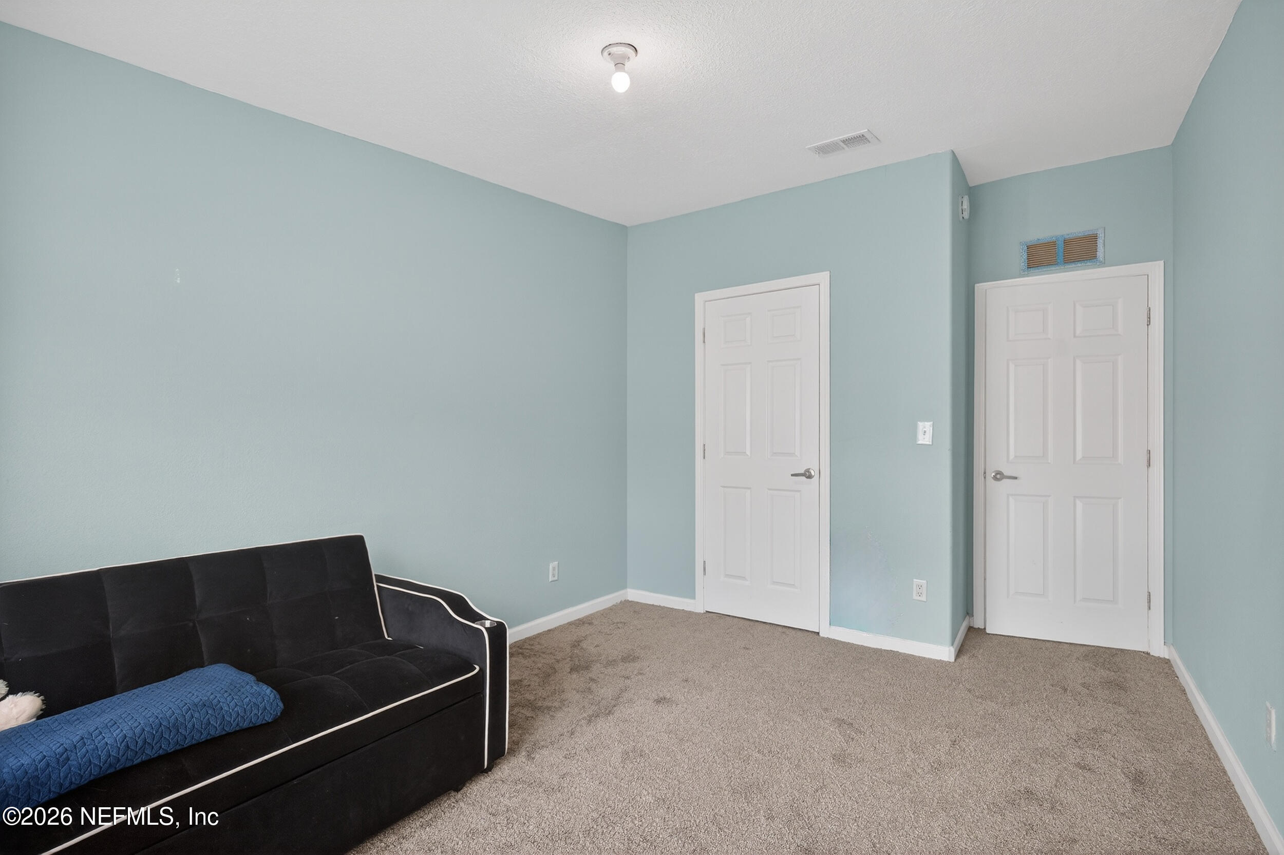 634 Harrison Street Jacksonville, FL 32220 - Photo 16 of 23 a living room with furniture