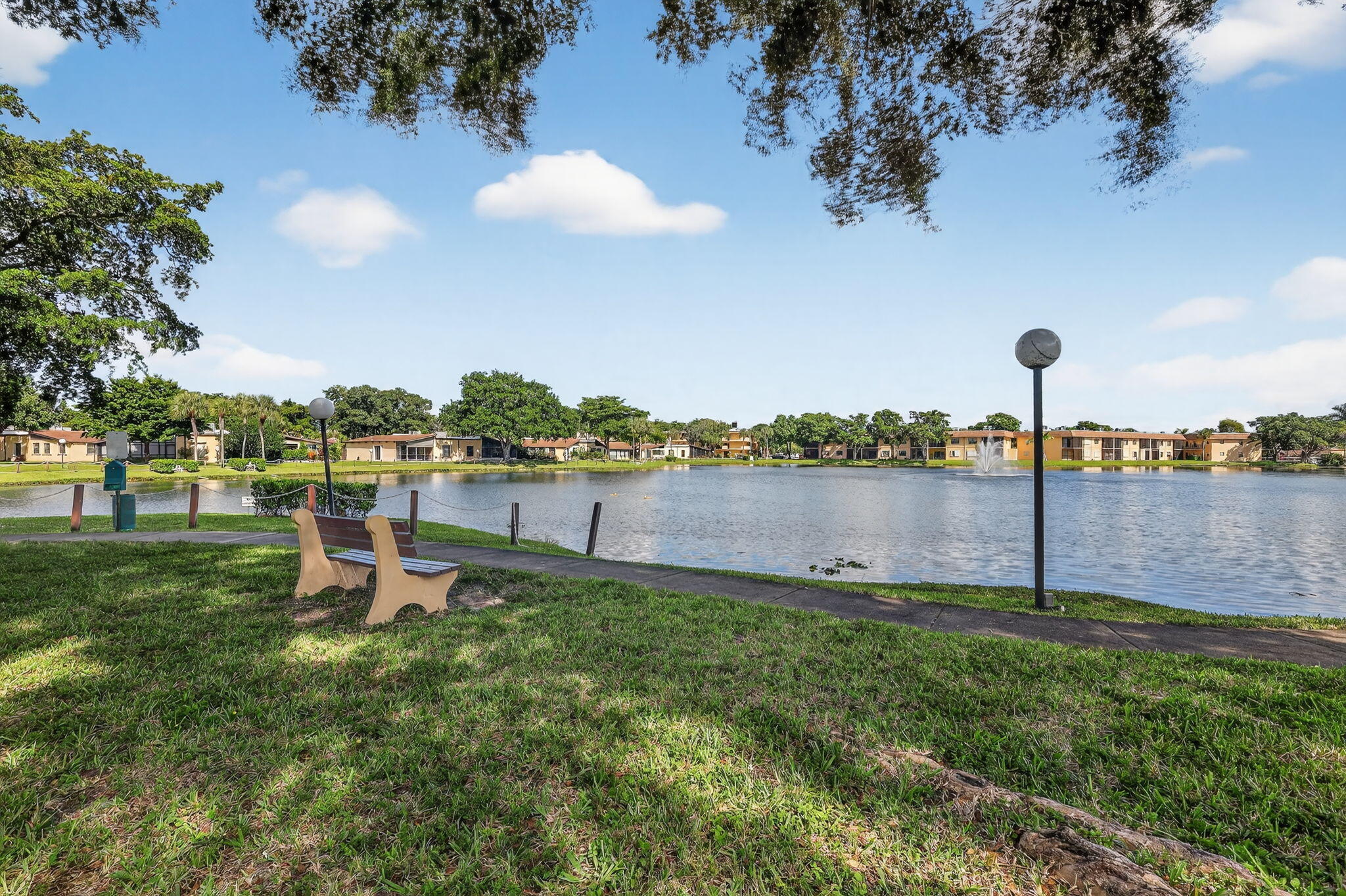275 Gate Road, Unit 117 Hollywood, FL 33024 - Photo 42 of 52 Walk/ Bike Trail