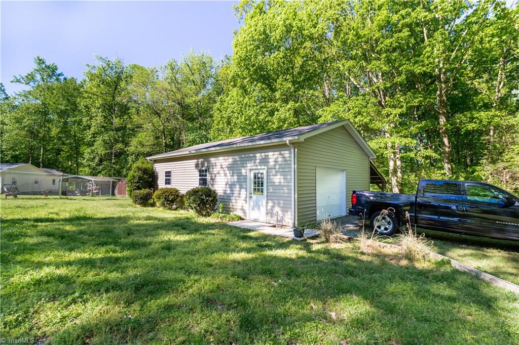 813 Stratford Road Lexington, NC 27292 - Photo 29 of 30 Gallery Image 29
