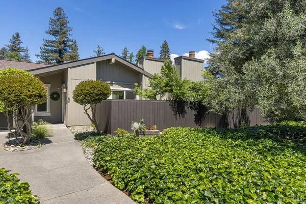 $599,000 | 1162 Walnut Street, Napa, CA 94559