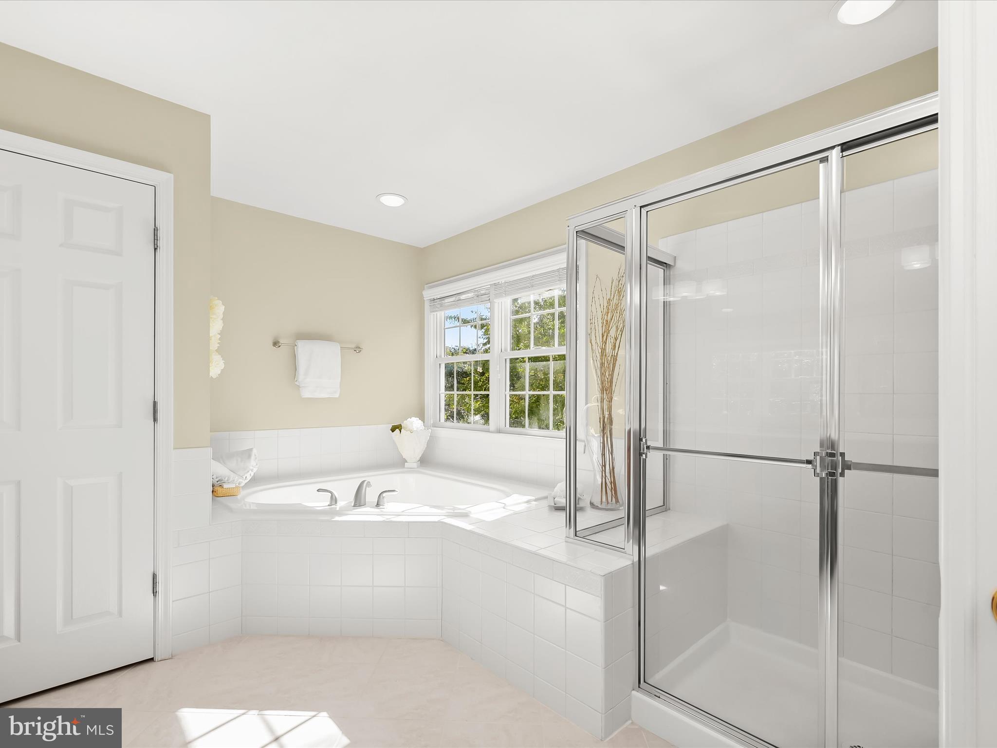 1525 Winfields Lane Gambrills, MD 21054 - Photo 39 of 65 Spa-like Corner Soaking Tub