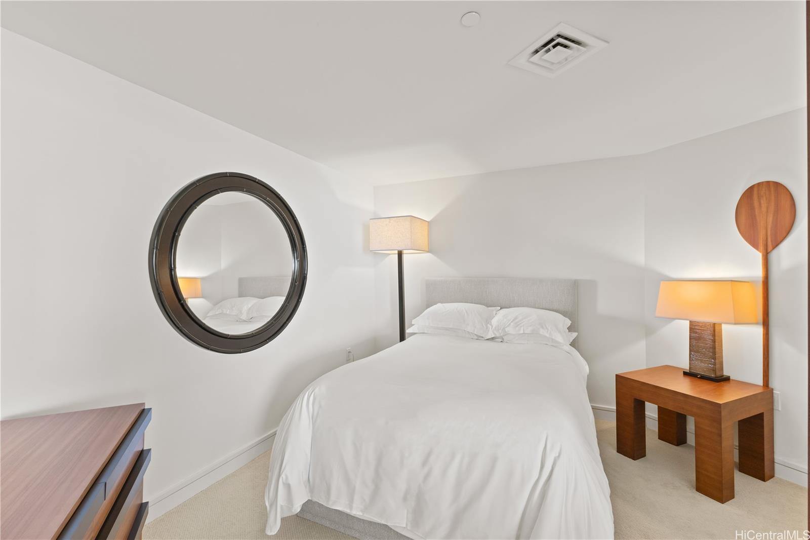223 Saratoga Road, Unit 2706 Honolulu, HI 96815 - Photo 17 of 25