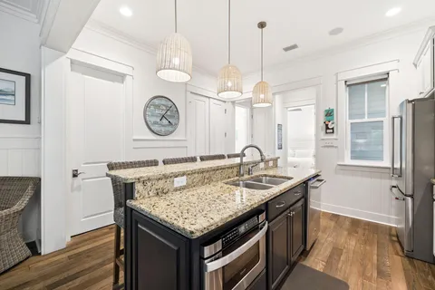 $2,175,000 | 203 South Wisteria Way, Santa Rosa Beach, FL 32459