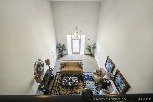 a view of livingroom with furniture