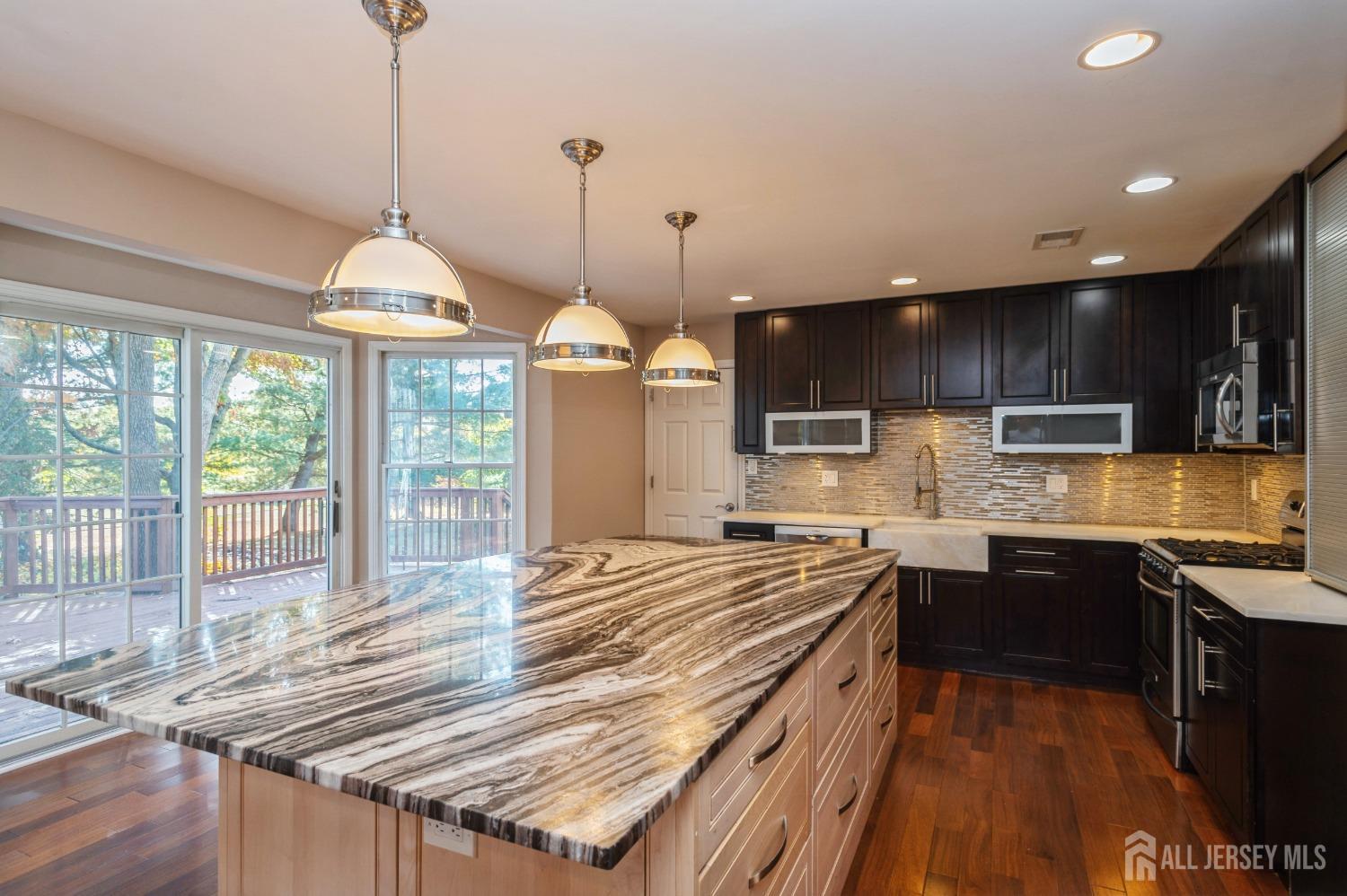 5 Interlaken Road Monmouth Junction, NJ 08852 - Photo 11 of 32 Gallery Image 11