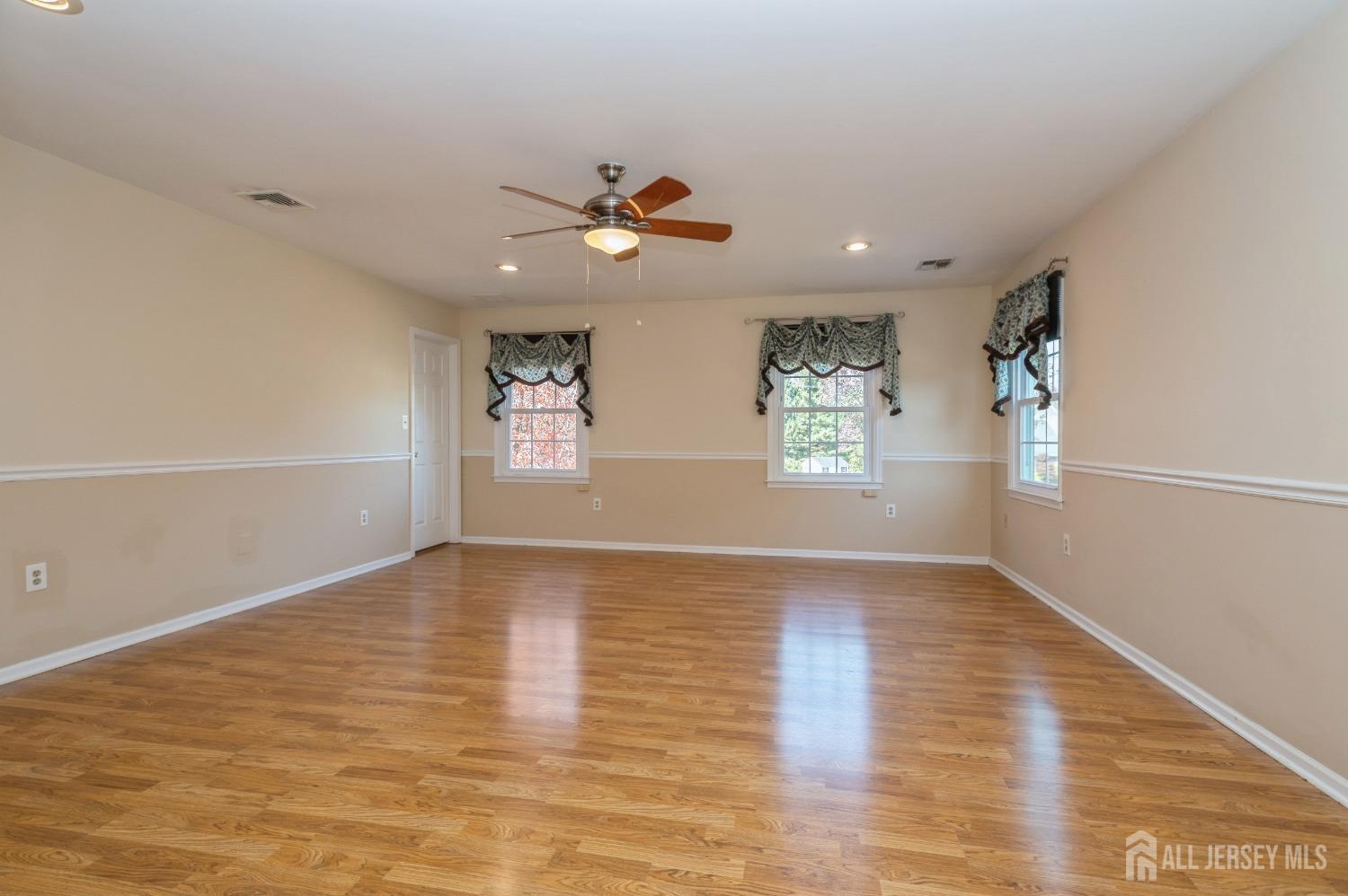 5 Interlaken Road Monmouth Junction, NJ 08852 - Photo 18 of 32 Gallery Image 18