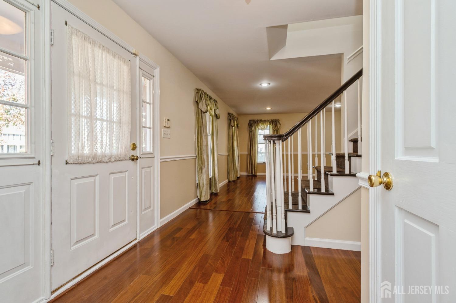 5 Interlaken Road Monmouth Junction, NJ 08852 - Photo 3 of 32 Gallery Image 3