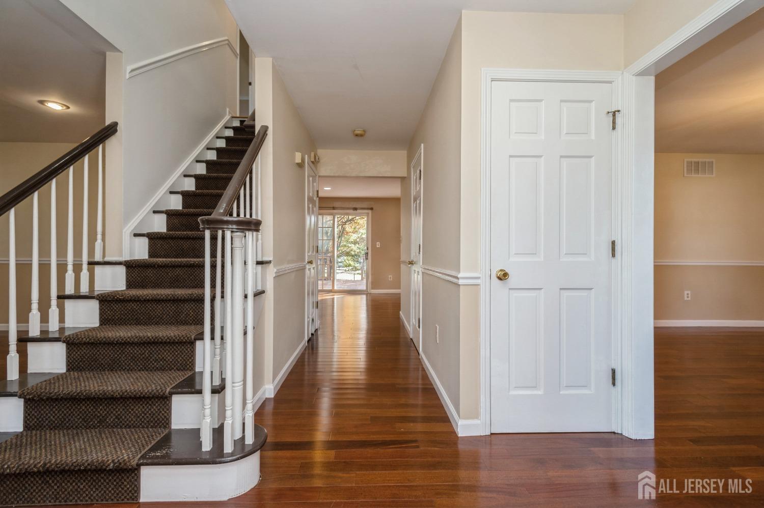 5 Interlaken Road Monmouth Junction, NJ 08852 - Photo 4 of 32 Gallery Image 4