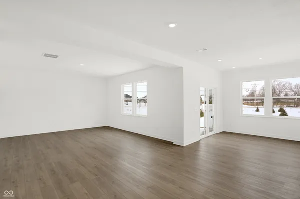 $374,565 | 328 North Addison Drive, Greenfield, IN 46140