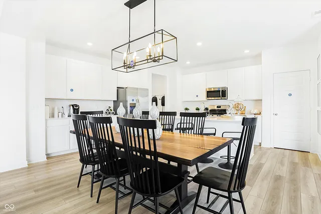 $369,565 | 328 North Addison Drive, Greenfield, IN 46140